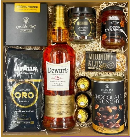 legancki zestaw z whisky Dewar's 15 YO, kawą ziarnistą i pralinami.